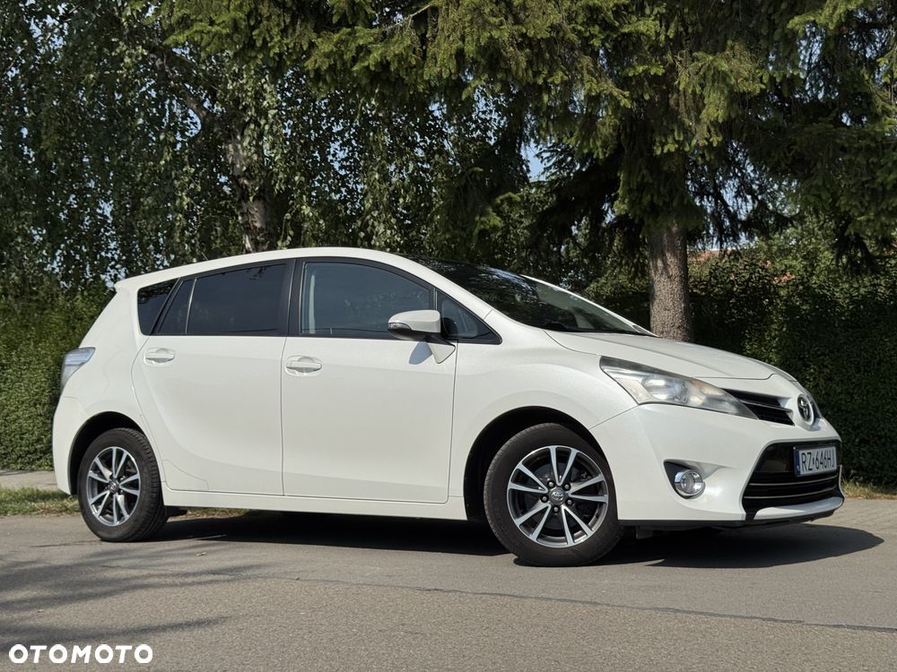 Toyota Verso - 2