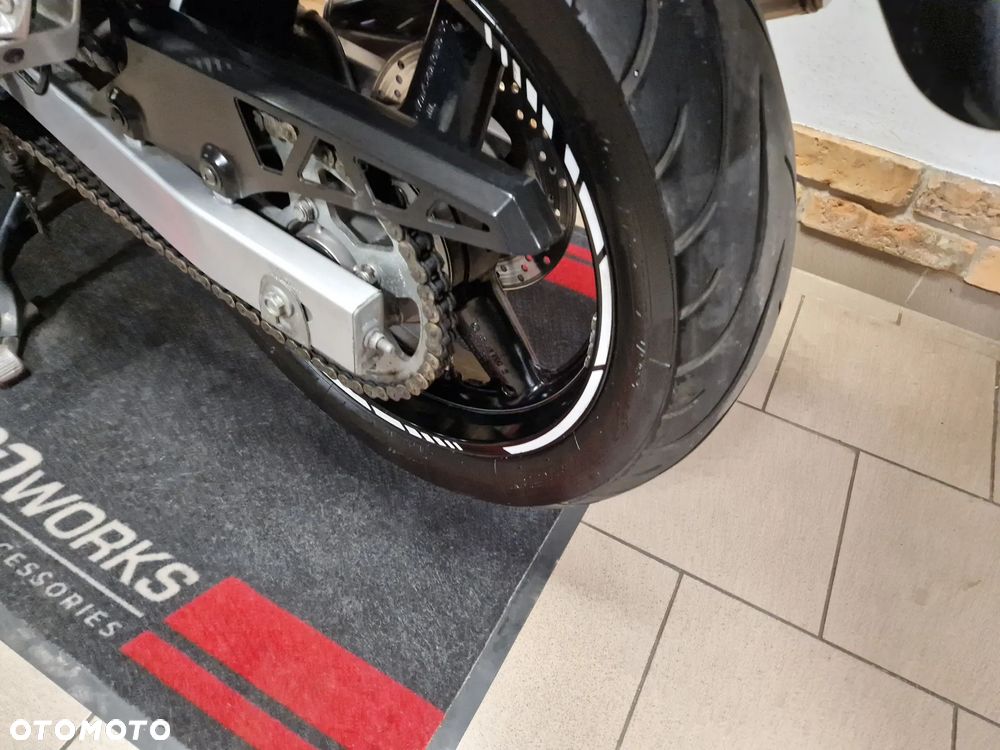 Suzuki GSX-F - Katana - 38