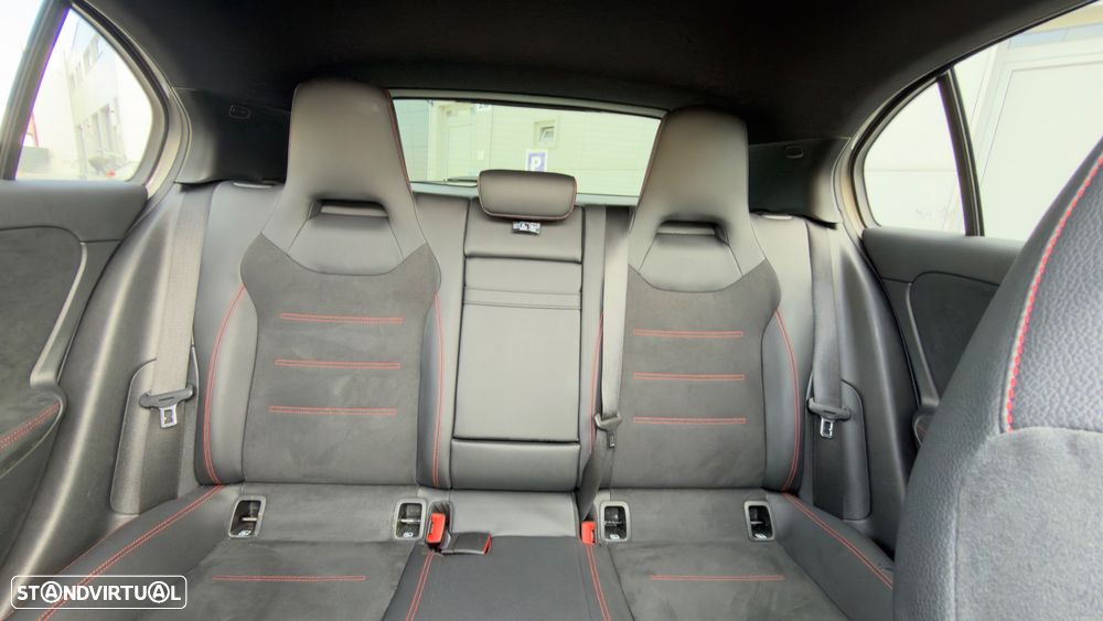 Mercedes-Benz A 250 e 8G-DCT Edition AMG Line - 19
