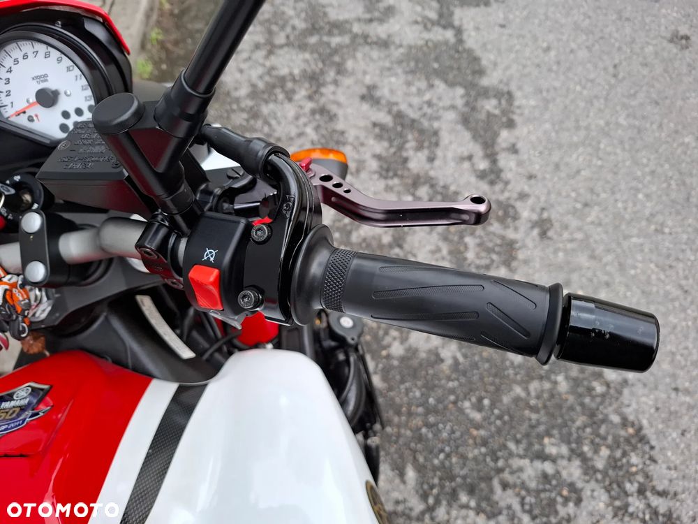 Yamaha FZ8 - 22
