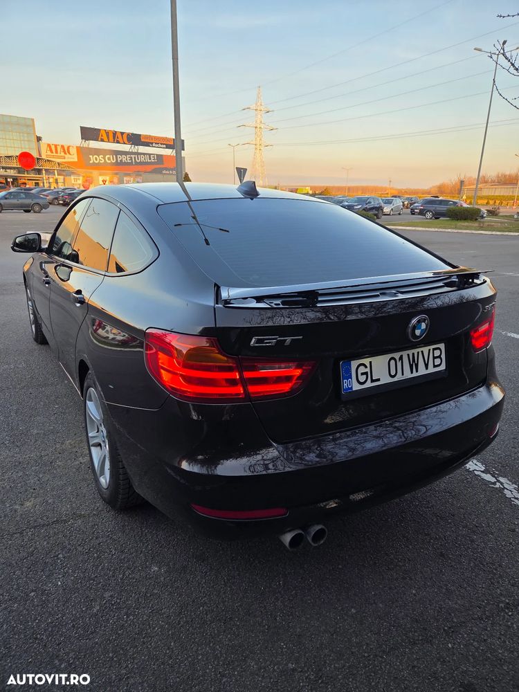 BMW Seria 3 320d Sport-Aut. - 2