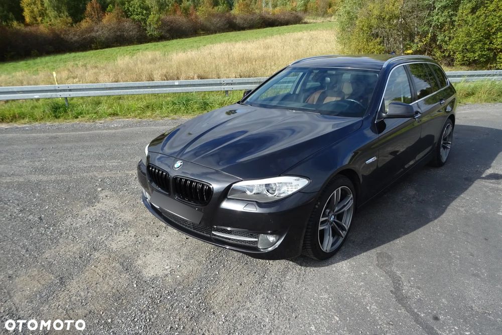 BMW Seria 5 520d - 36