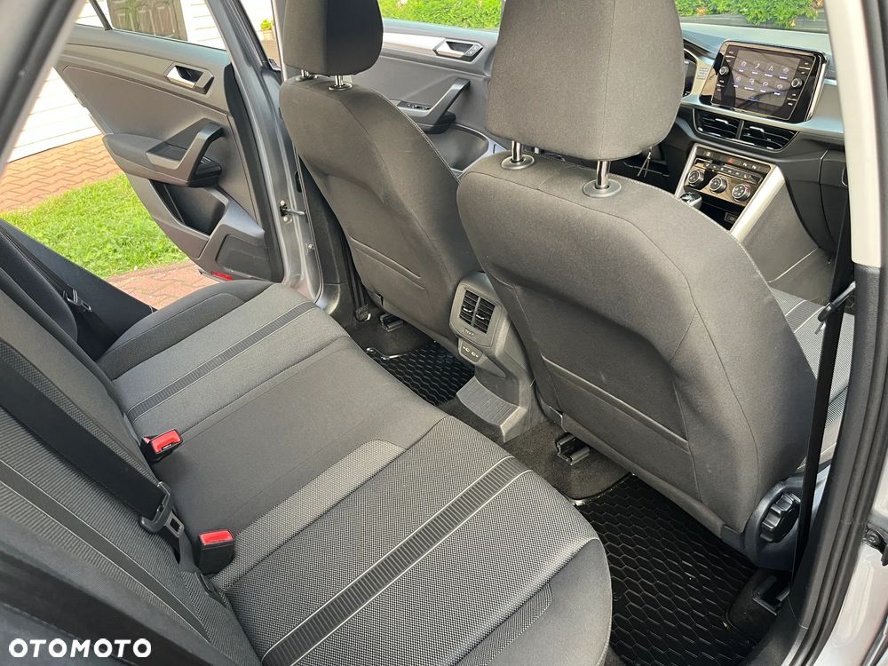 Volkswagen T-Roc 1.5 TSI Life Plus DSG - 22