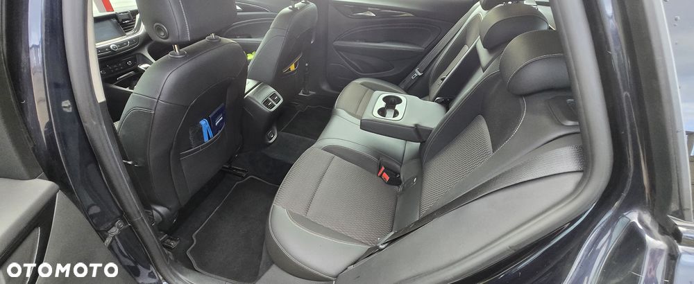 Opel Insignia 1.6 CDTI Innovation S&S - 13