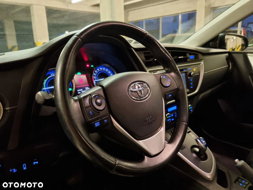 Toyota Auris - 18