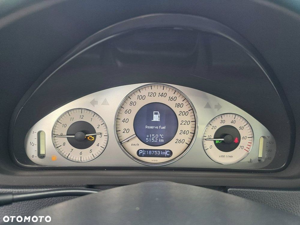 Mercedes-Benz CLK - 10