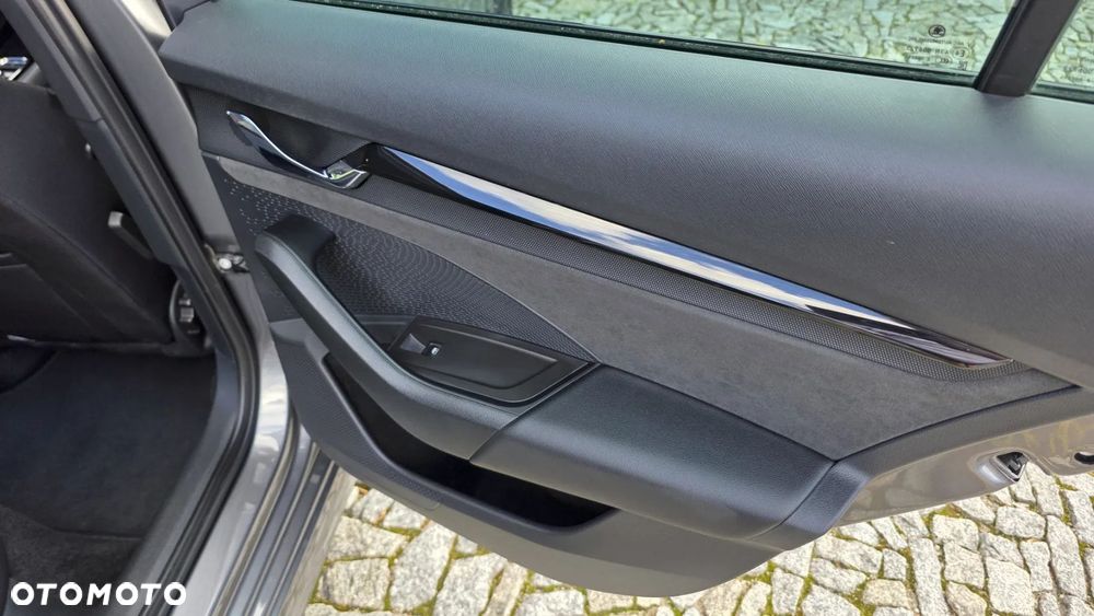 Skoda Octavia 2.0 TDI RS DSG - 19