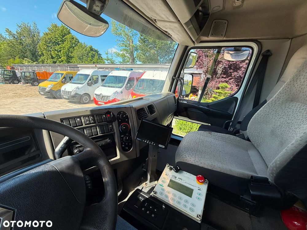 Renault Premium - 15