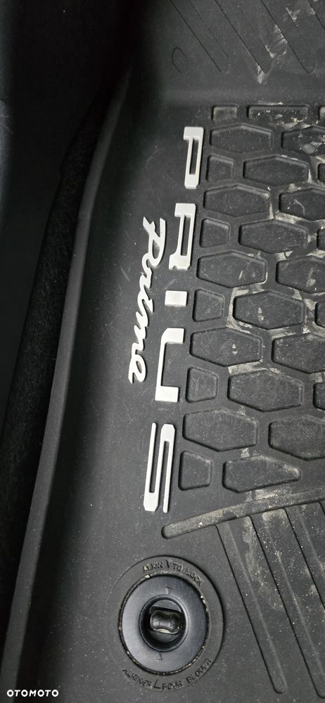 Toyota Prius ver-plug--in-2-0-hybrid-executive - 24