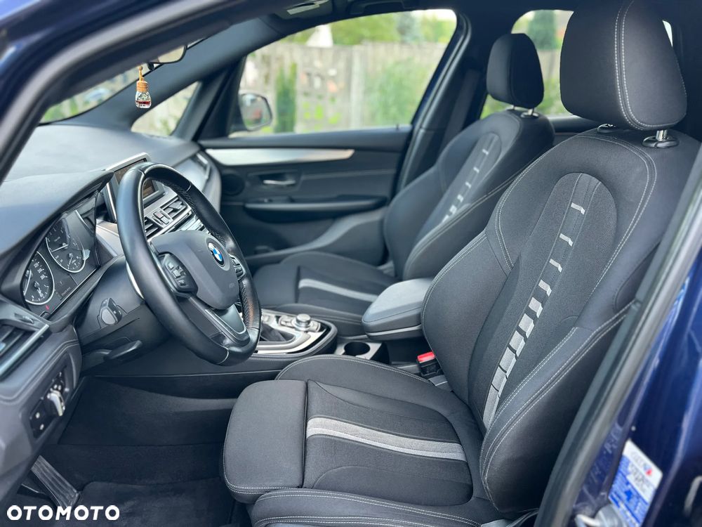 BMW Seria 2 225i Active Tourer Sport Line - 18