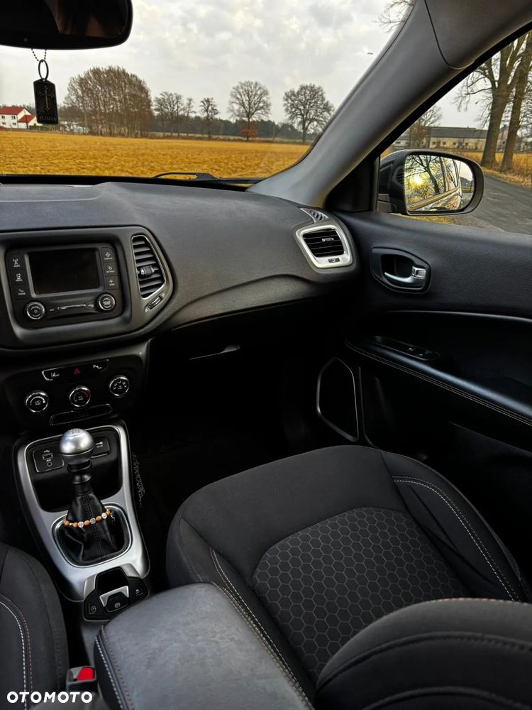 Jeep Compass 1.4 TMair Sport FWD S&S - 14