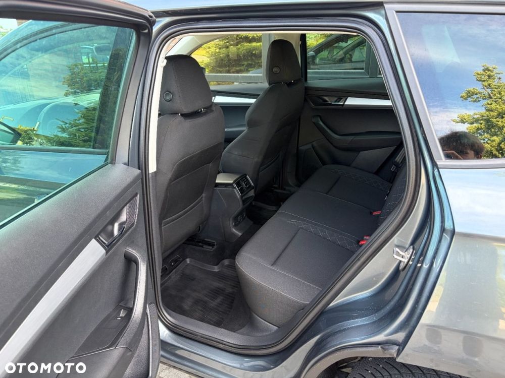 Skoda Karoq 1.6 TDI SCR Ambition - 15