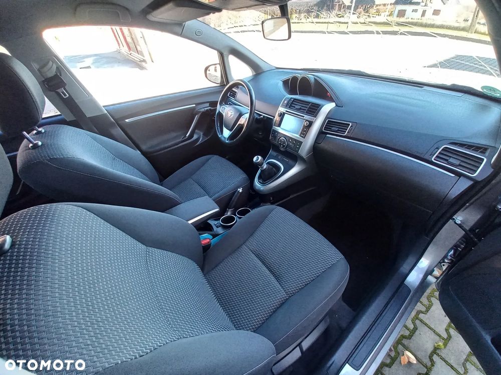 Toyota Verso 1.6 D-4D Active - 24