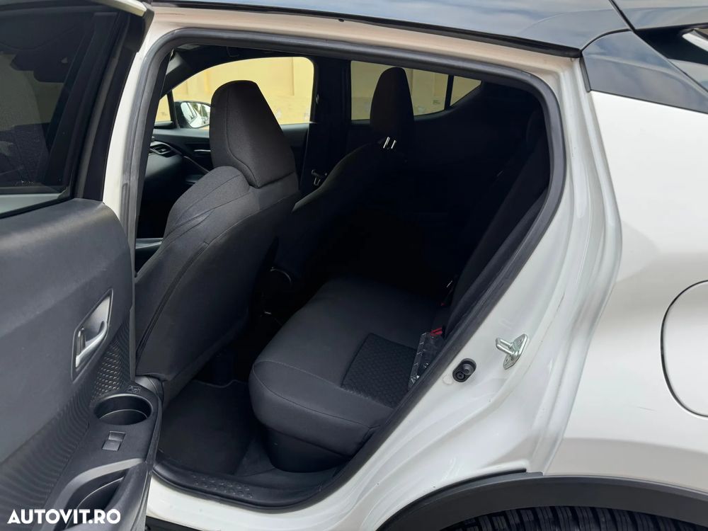Toyota C-HR 1.8 HSD 4x2 CVT C-enter - 9