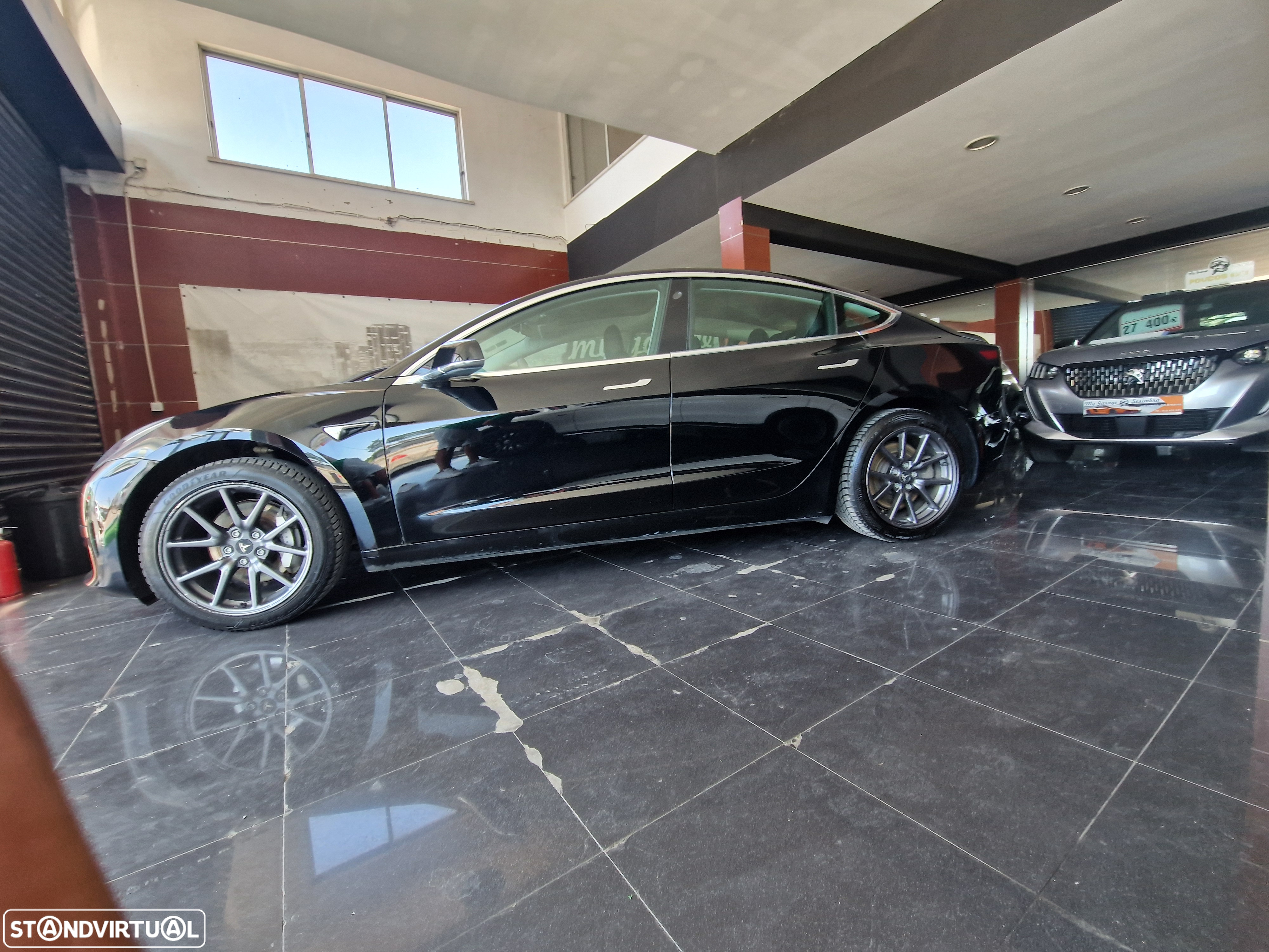 Tesla Model 3 Standard Range Plus RWD - 3
