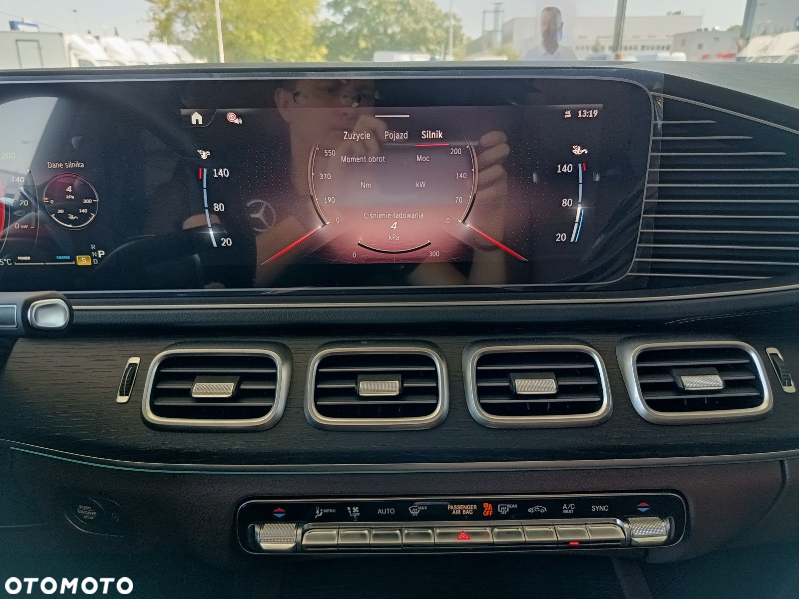 Mercedes-Benz GLE - 31