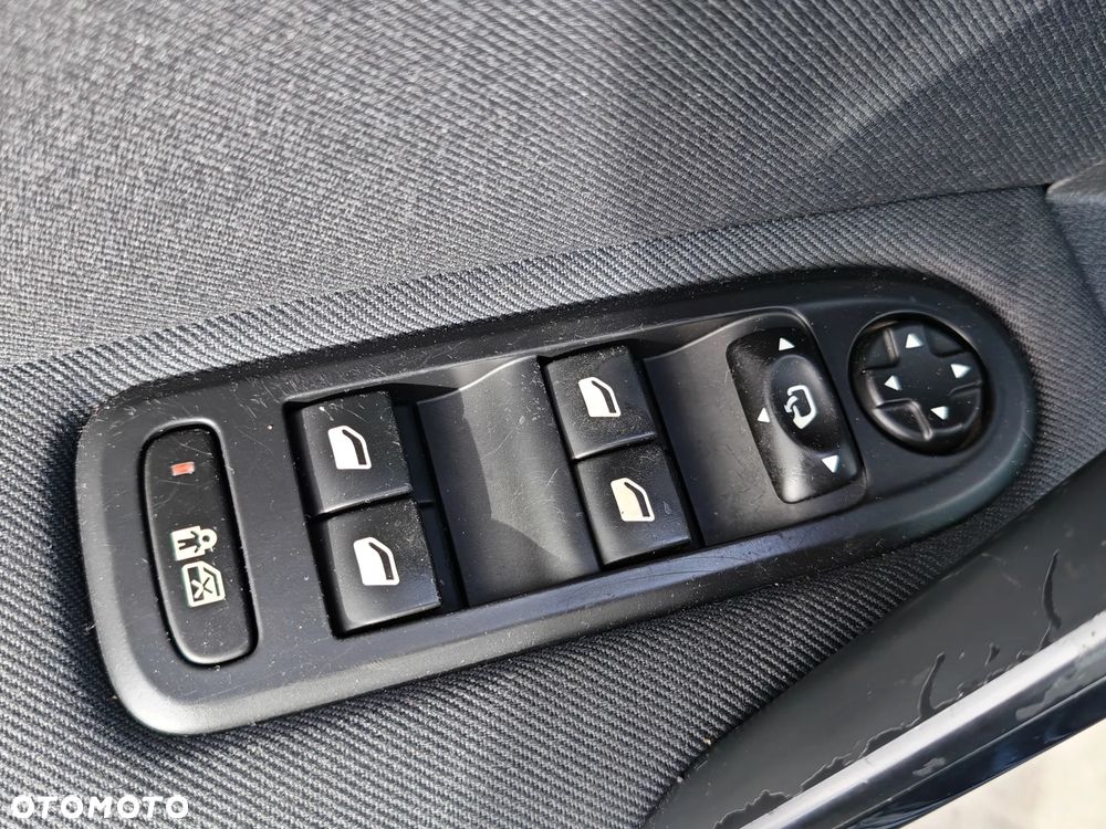 Peugeot 508 1.6 T Allure - 17