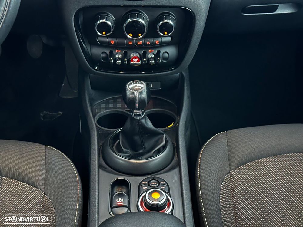 MINI Clubman One - 18