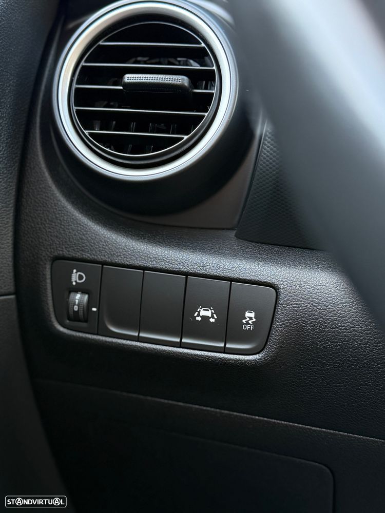 Hyundai Kauai 1.0 T-GDi Premium Tec.Preto - 18