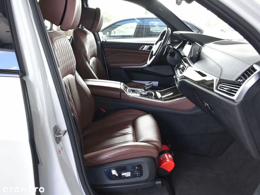 BMW X5 M M50d - 31