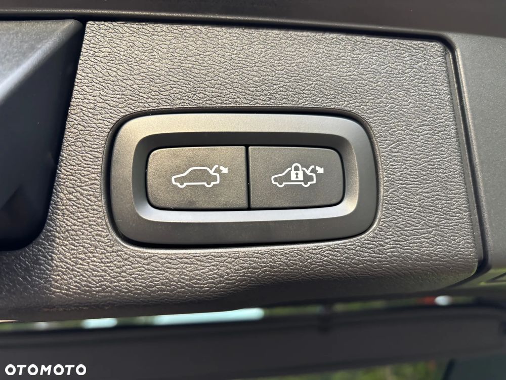 Volvo XC 60 B4 D AWD Geartronic Inscription - 14