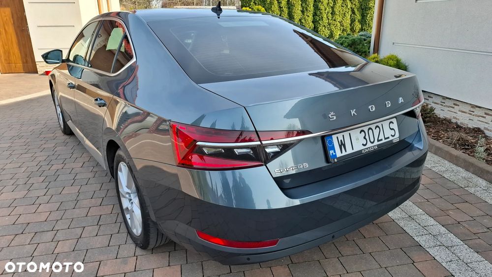 Skoda Superb 2.0 TDI SCR Sportline DSG - 31