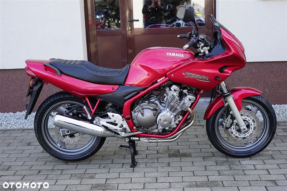 Yamaha XJ - 2