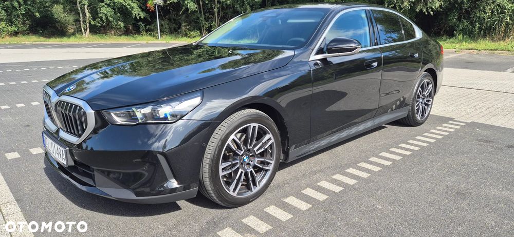 BMW Seria 5 520d mHEV M Sport - 3