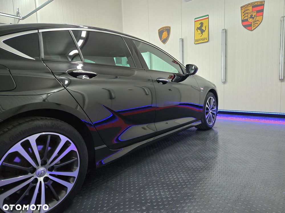 Opel Insignia 2.0 CDTI 4x4 GSi S&S - 15