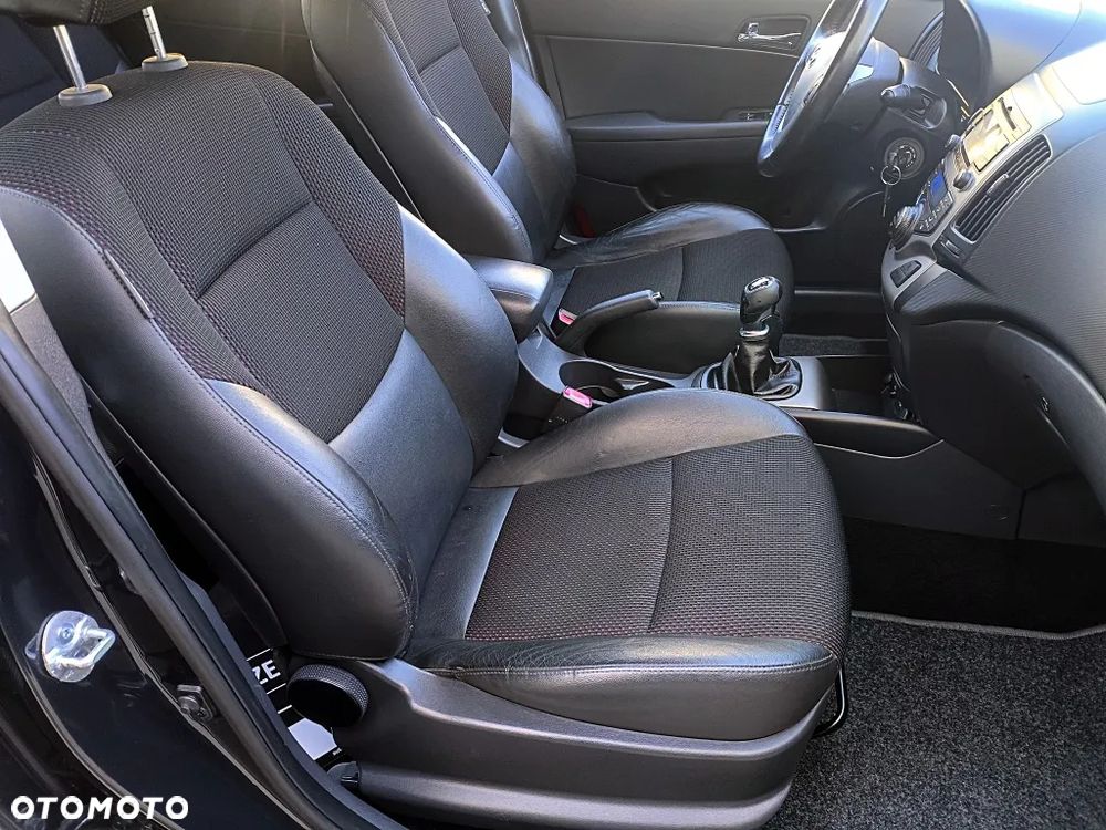 Hyundai i30 i30cw 1.4 Edition Plus - 2
