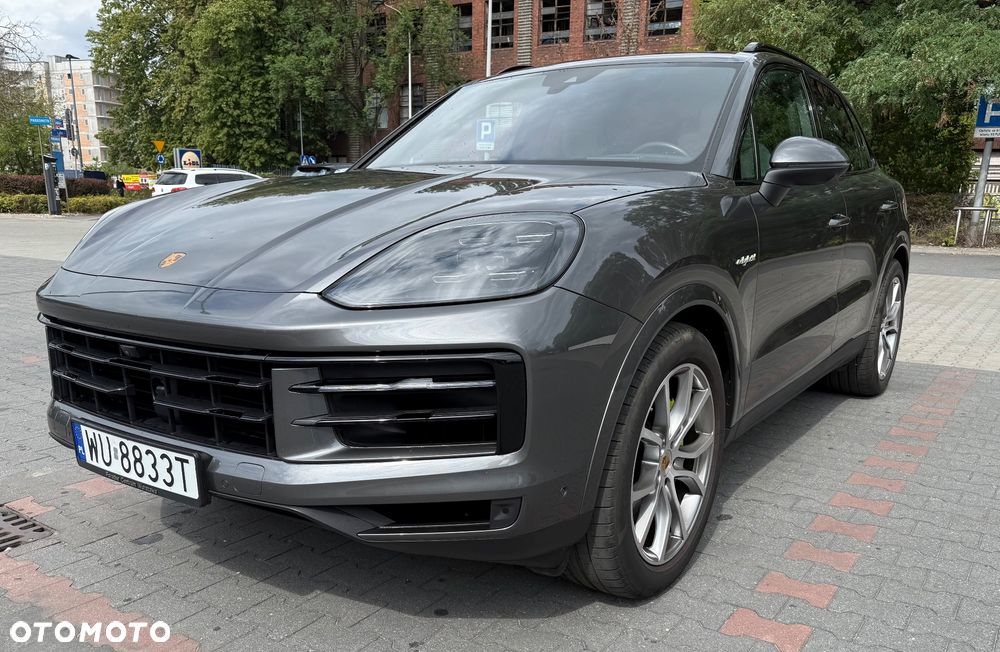 Porsche Cayenne - 2