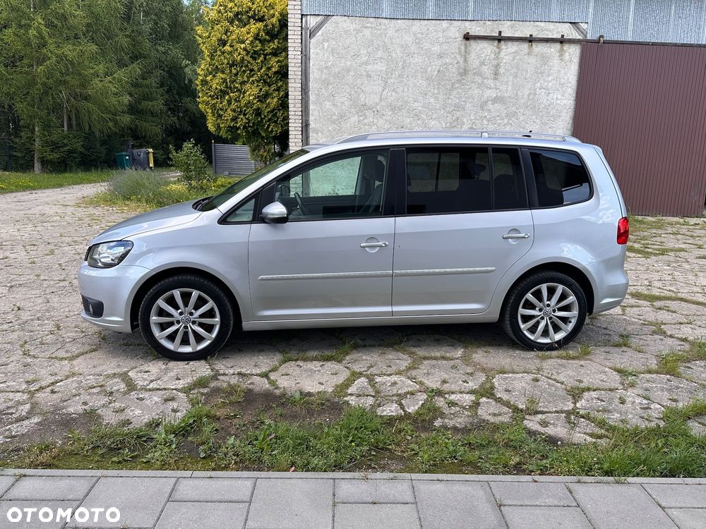 Volkswagen Touran 2.0 TDI DPF Highline DSG - 11