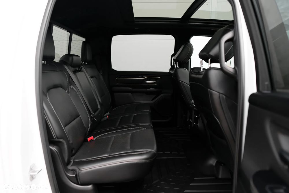 RAM 1500 5.7 Crew Cab Shortbed Laramie Sport - 26