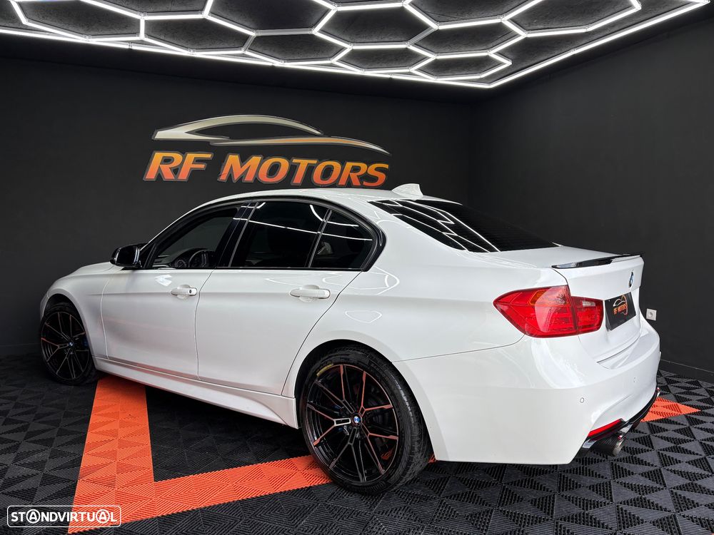 BMW 320 d xDrive Pack M - 31