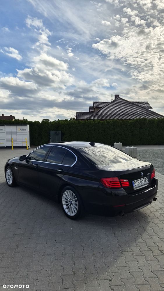 BMW Seria 5 535i Sport-Aut - 9