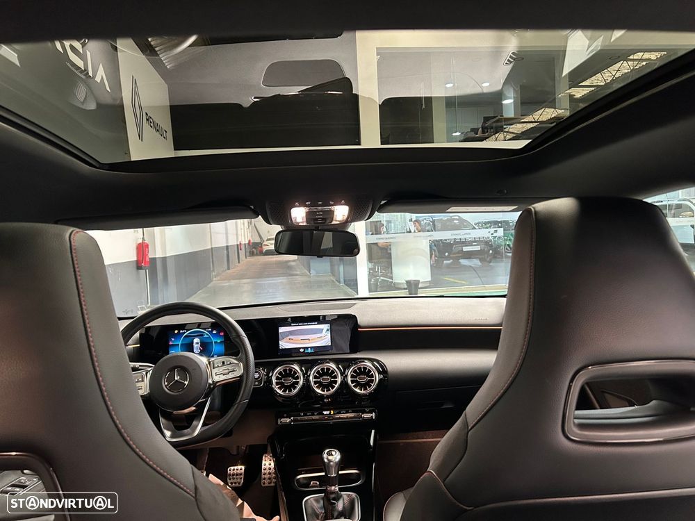 Mercedes-Benz A 160 AMG Line - 17