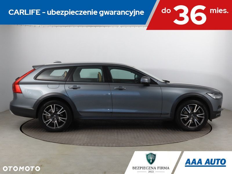Volvo V90 Cross Country - 7