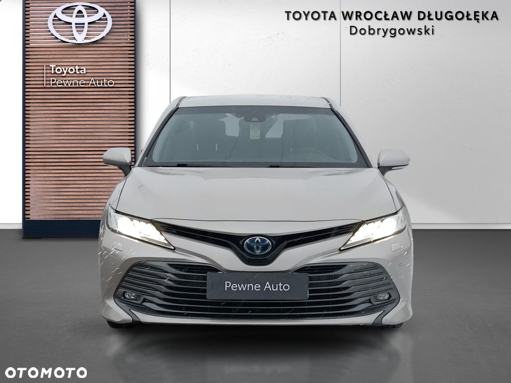 Toyota Camry 2.5 Hybrid Executive CVT - 9