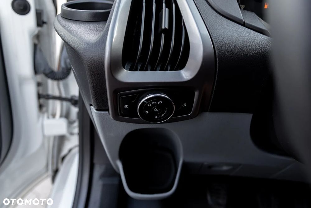Ford Transit Custom - 21