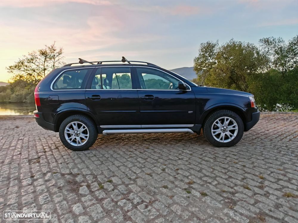 Volvo XC 90 2.4 D5 7L Nivel 3 Auto. - 20
