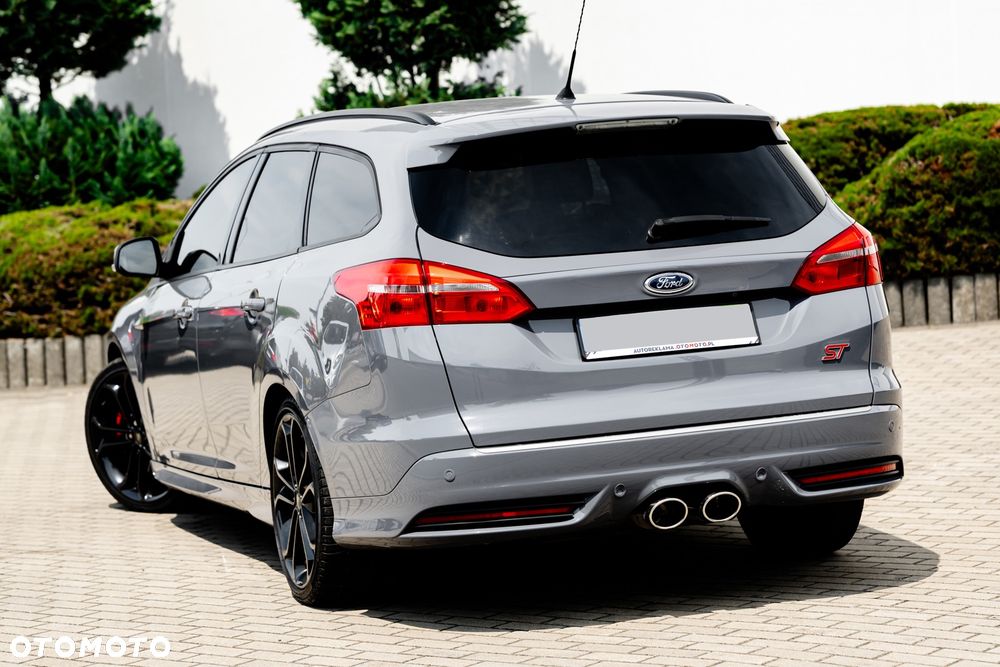 Ford Focus 2.0 TDCi ST - 8
