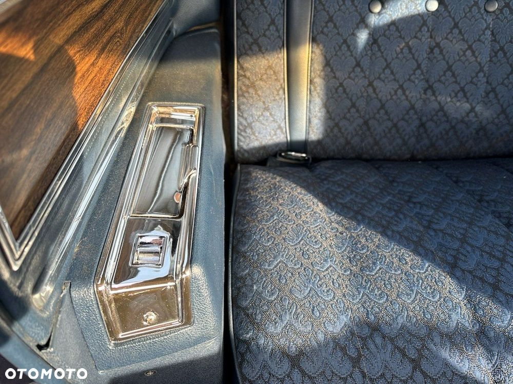 Buick Riviera - 30
