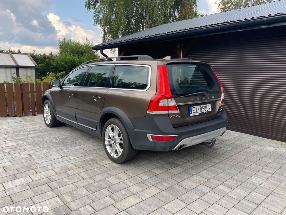 Volvo XC 70 D5 AWD Summum - 3