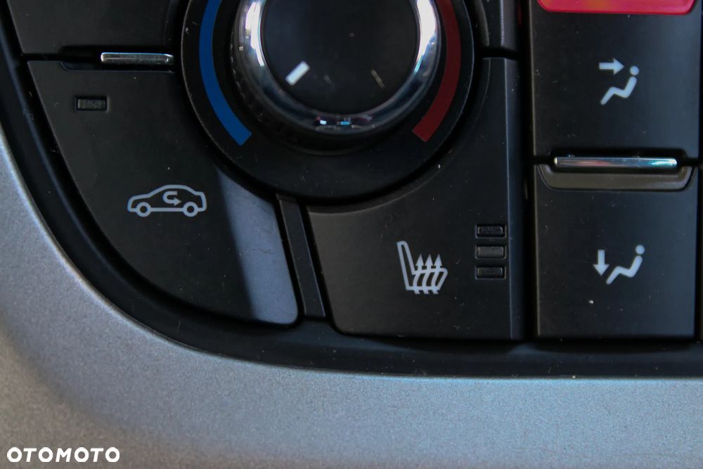 Opel Astra 1.4 Turbo Edition - 33