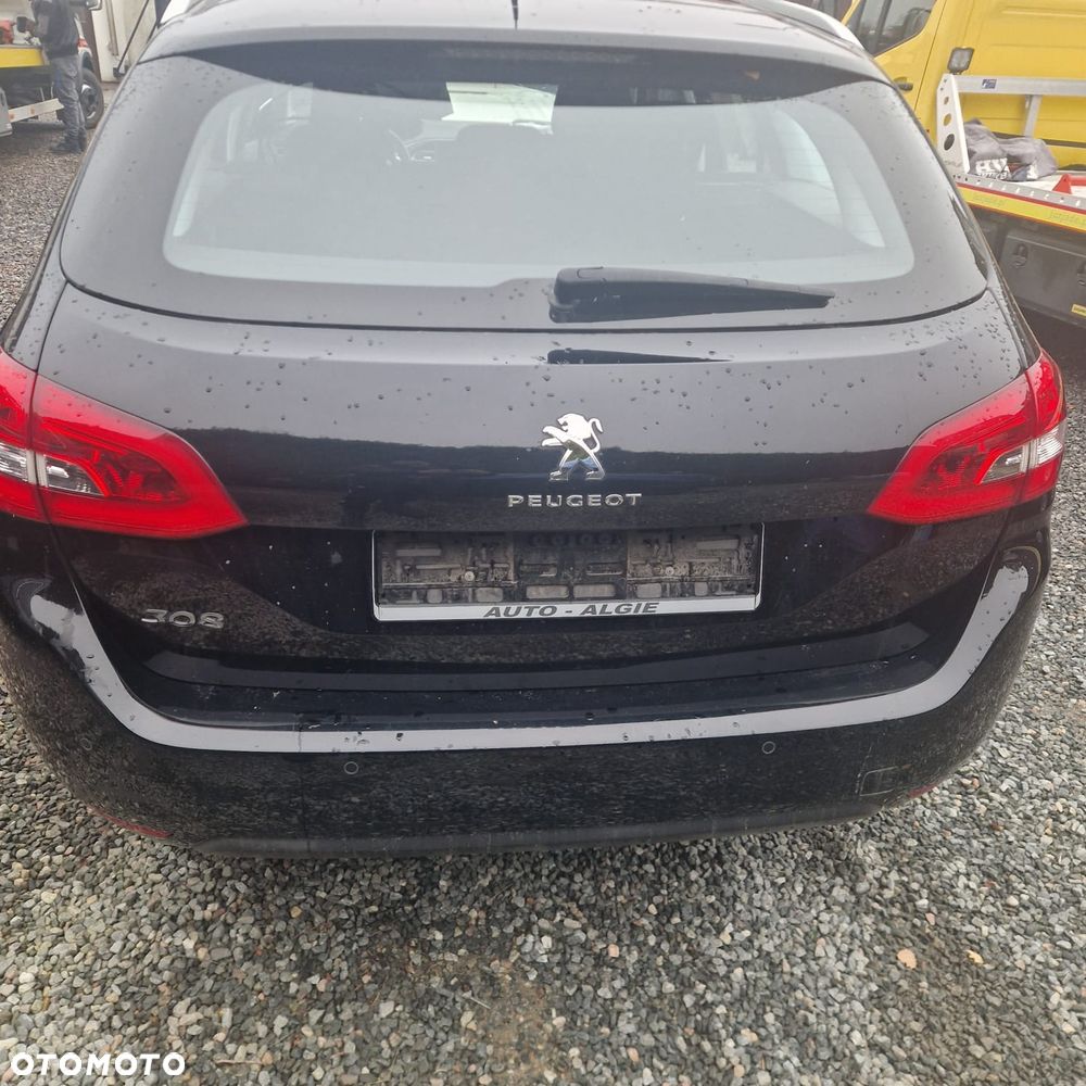 Peugeot 308 - 4