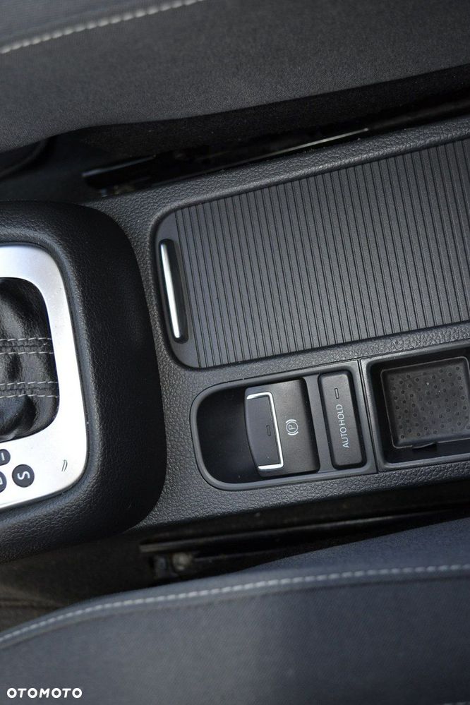 Volkswagen Sharan 2.0 TDI DSG BlueMotion Technology Highline - 18
