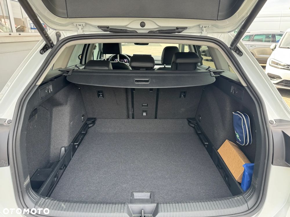 Volkswagen Golf 1.5 eTSI EVO Life DSG - 15