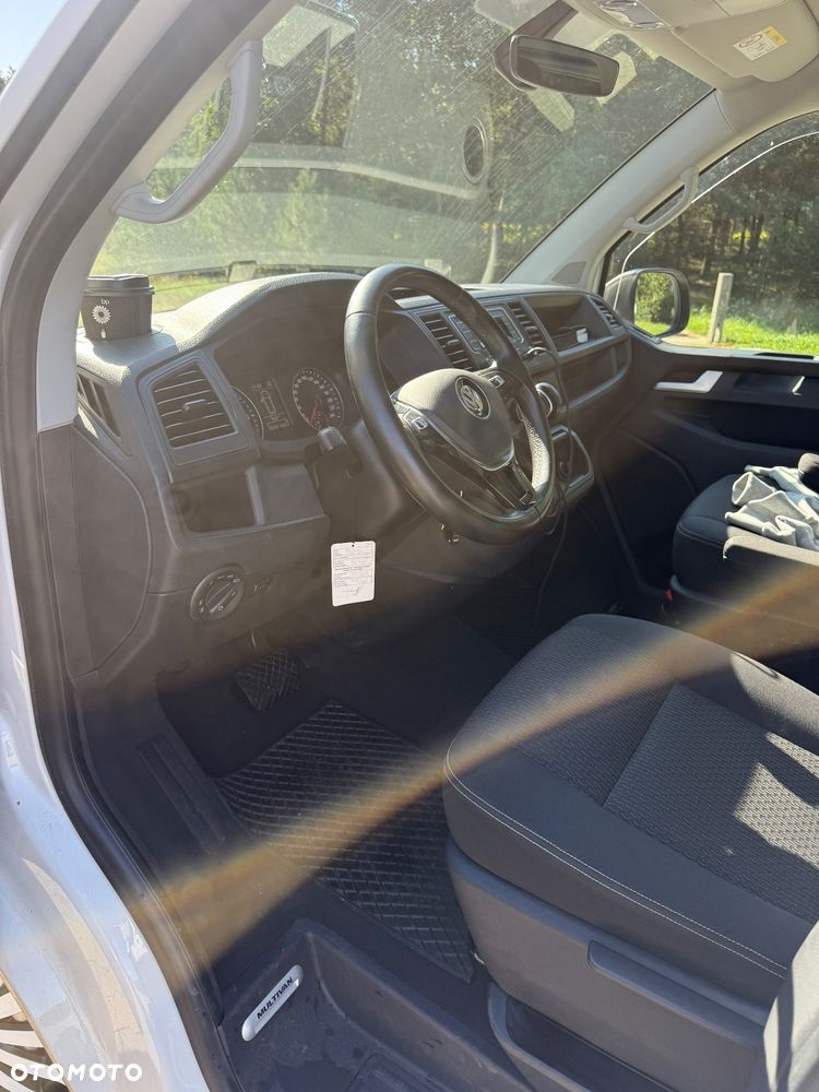 Volkswagen Multivan 2.0 TDI L1 Comfortline DSG - 10