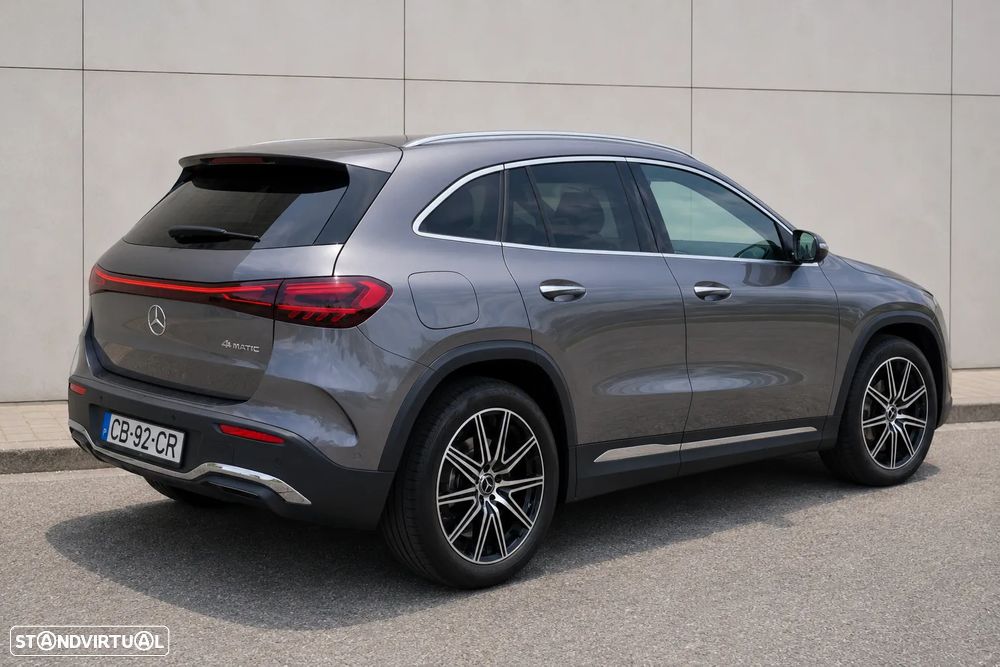 Mercedes-Benz EQA 300 4Matic AMG Line - 3