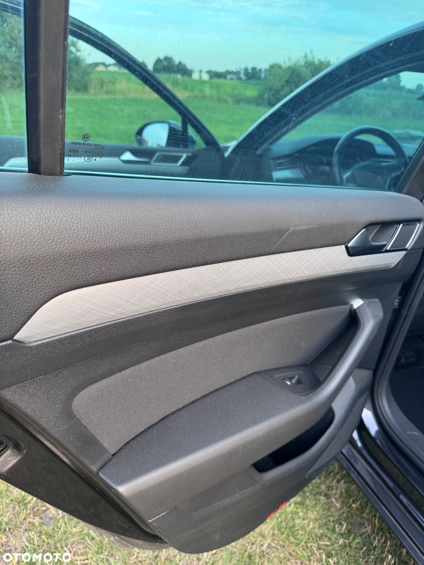 Volkswagen Passat - 13
